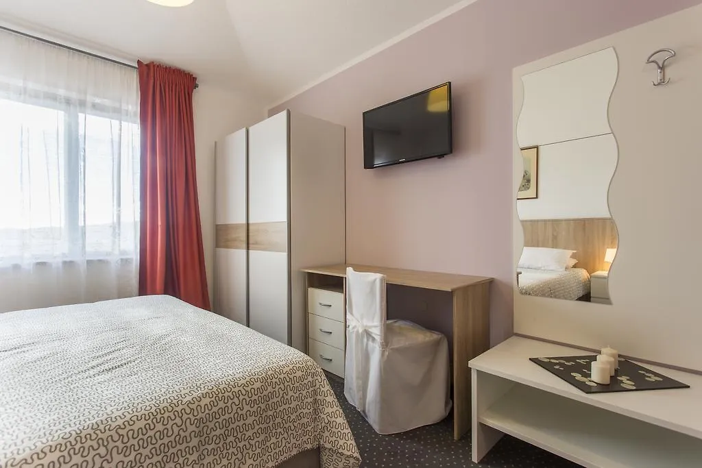 Na Brijegu Hotel Pazin 3*,  Croatia