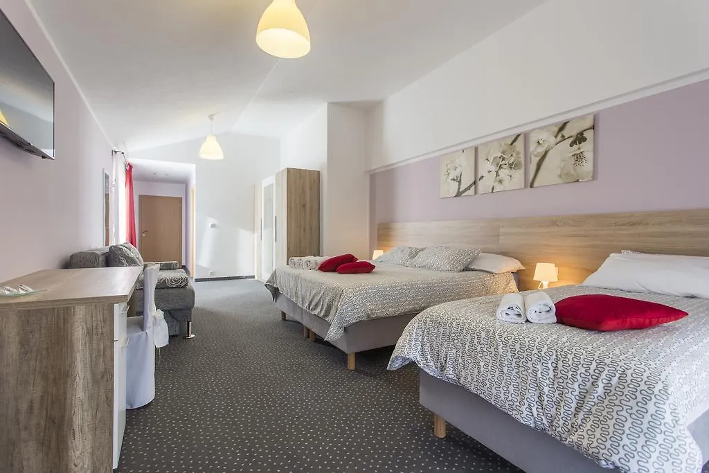 Guest house Na Brijegu Hotel Pazin